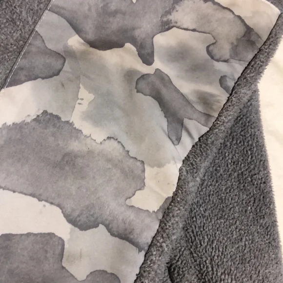 ๐ฅ LOWEST PRICE (stains) - Picture 9 of 17